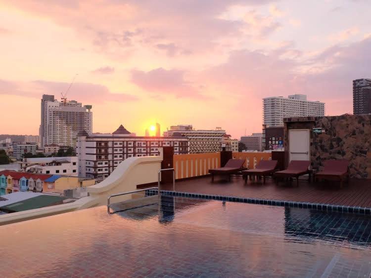 Dhotel Pattaya Nong Prue Exterior photo